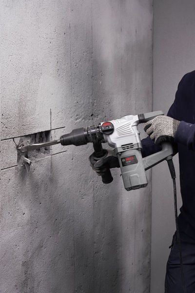 Bosch BH 426 in use
